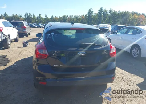 2012 Ford Focus Sel z USA, uszkodzony, nr VIN 1FAHP3M24CL363678